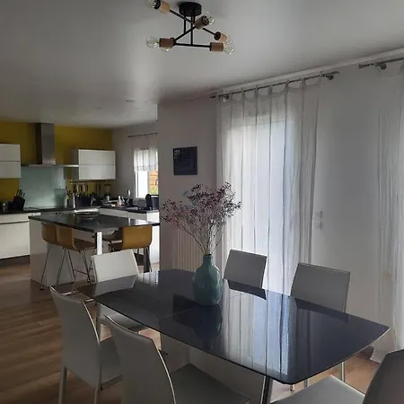 Holiday home Maison Independante Avec Jardin, Jo 2024 *