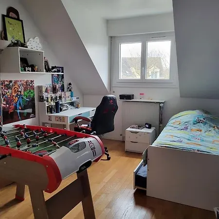 Maison Independante Avec Jardin, Jo 2024 Holiday home *